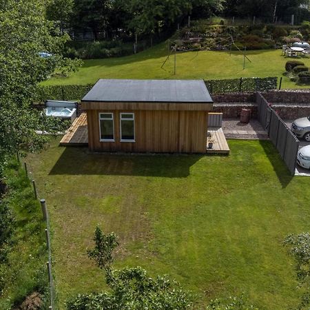 Allt Mor Rentals - Chalet With Hot Tub, And Studio Apartment No Hot Tub 로이브리지 외부 사진