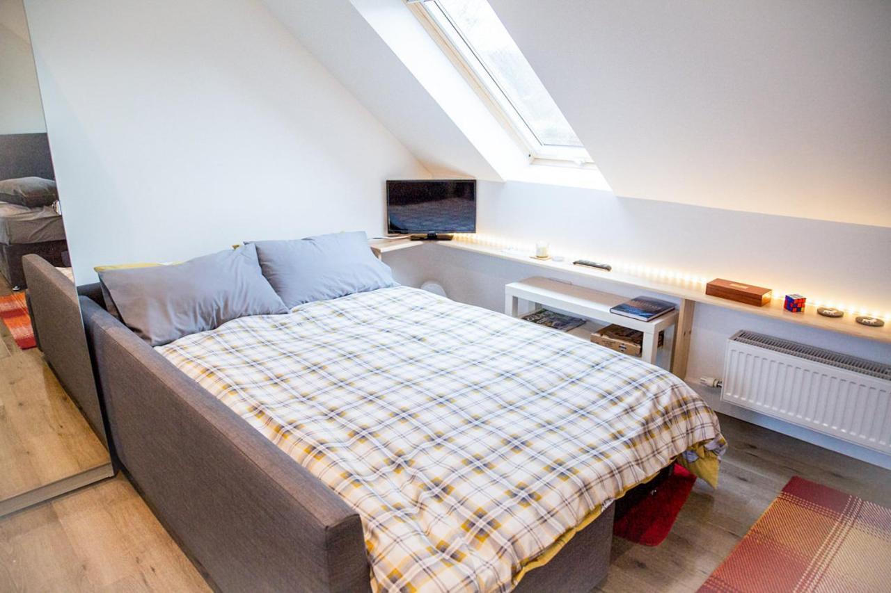 Allt Mor Rentals - Chalet With Hot Tub, And Studio Apartment No Hot Tub 로이브리지 외부 사진
